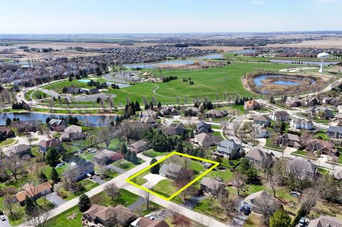 Tiny photo for 13050 S Elizabeth Drive, Plainfield, IL 60585 (MLS # 12610721)