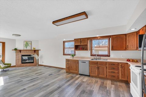 Photo of 705 Scovill Street N, Urbana, IL 61801 (MLS # 12537492)