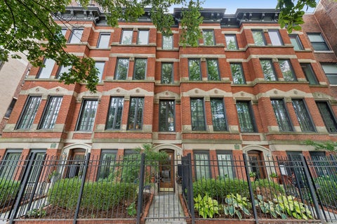 Photo of 317 W Webster Avenue #1, Chicago, IL 60614 (MLS # 12760423)