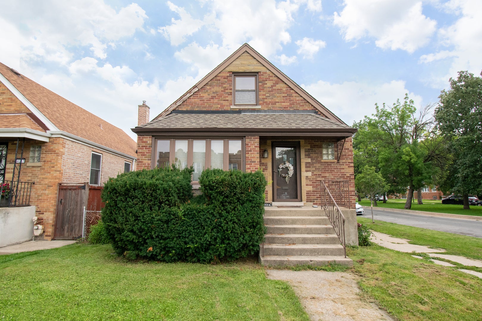 4538 W Wellington Avenue