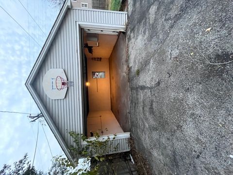 A home in Calumet City