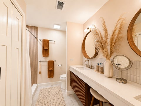 Tiny photo for 585 Edinburgh Lane #B, Prospect Heights, IL 60070 (MLS # 12693204)