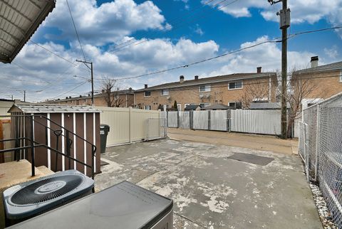 Tiny photo for 9824 Garden Court, Schiller Park, IL 60176 (MLS # 12587158)