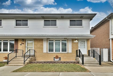 Tiny photo for 9824 Garden Court, Schiller Park, IL 60176 (MLS # 12587158)