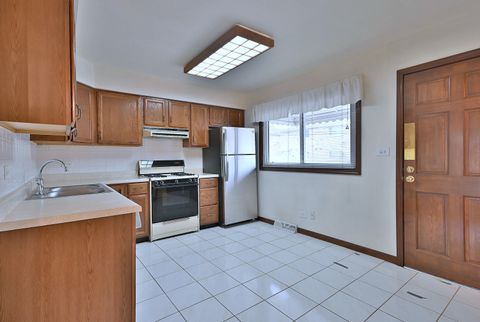 Tiny photo for 9824 Garden Court, Schiller Park, IL 60176 (MLS # 12587158)