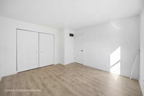 Tiny photo for 1329 Gloucester Circle, Carol Stream, IL 60188 (MLS # 12514907)