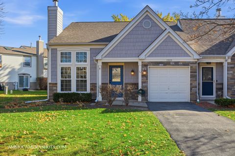 Photo of 1329 Gloucester Circle, Carol Stream, IL 60188 (MLS # 12514907)