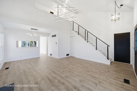 Tiny photo for 1329 Gloucester Circle, Carol Stream, IL 60188 (MLS # 12514907)