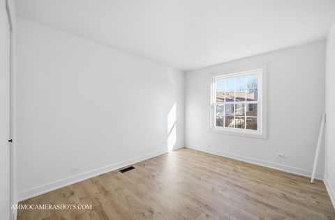 Tiny photo for 1329 Gloucester Circle, Carol Stream, IL 60188 (MLS # 12514907)