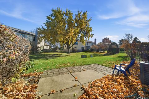 Tiny photo for 1329 Gloucester Circle, Carol Stream, IL 60188 (MLS # 12514907)