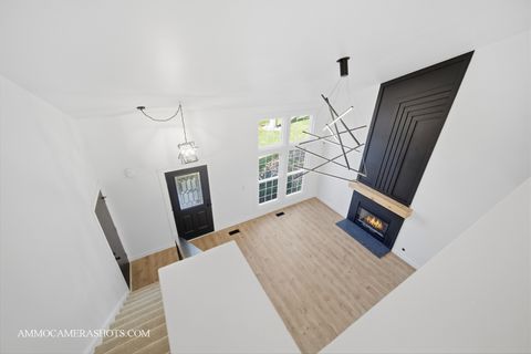 Tiny photo for 1329 Gloucester Circle, Carol Stream, IL 60188 (MLS # 12514907)