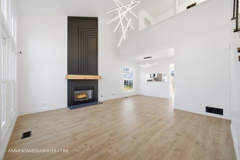 Tiny photo for 1329 Gloucester Circle, Carol Stream, IL 60188 (MLS # 12514907)