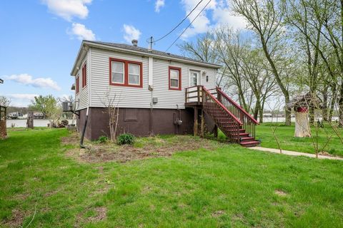Tiny photo for 3213 South Shore Drive, Moline, IL 61265 (MLS # 12622867)