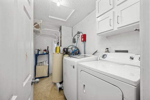 Tiny photo for 3213 South Shore Drive, Moline, IL 61265 (MLS # 12622867)