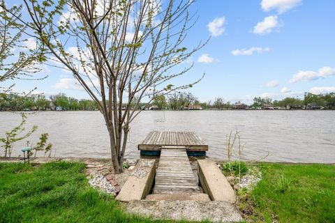Tiny photo for 3213 South Shore Drive, Moline, IL 61265 (MLS # 12622867)