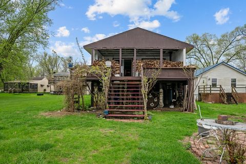Tiny photo for 3213 South Shore Drive, Moline, IL 61265 (MLS # 12622867)