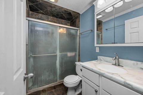 Tiny photo for 3213 South Shore Drive, Moline, IL 61265 (MLS # 12622867)