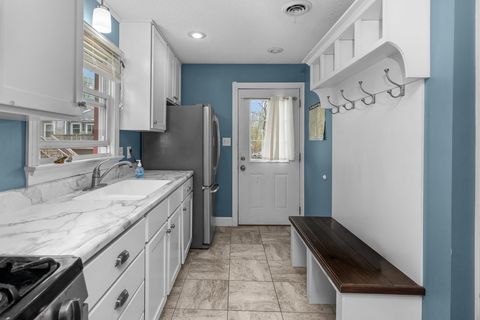 Tiny photo for 3213 South Shore Drive, Moline, IL 61265 (MLS # 12622867)