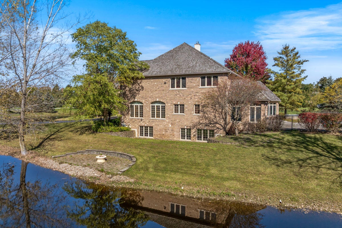 26421 N Middleton Parkway