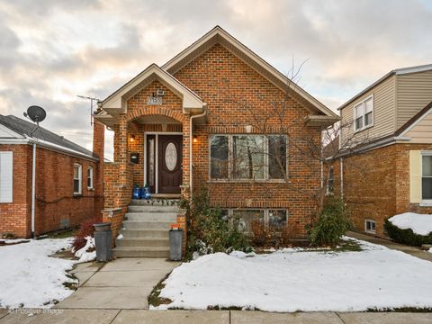 Photo of 3740 N Pacific Avenue, Chicago, IL 60634 (MLS # 12621240)