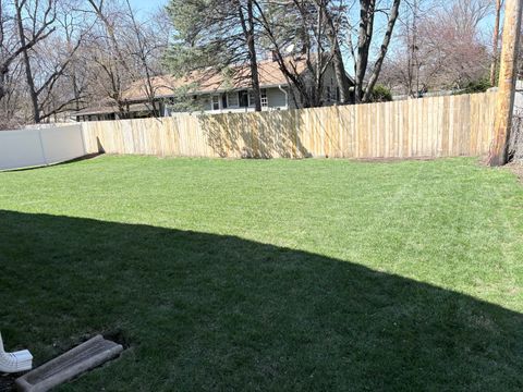 Tiny photo for 924 Spring Avenue, St. Charles, IL 60174 (MLS # 12613482)