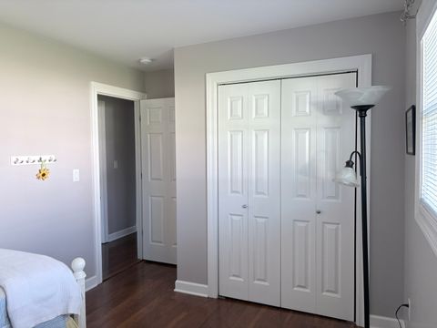 Tiny photo for 924 Spring Avenue, St. Charles, IL 60174 (MLS # 12613482)