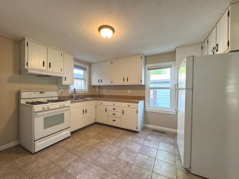 Tiny photo for 428 W Williams Street, Kankakee, IL 60901 (MLS # 12417680)