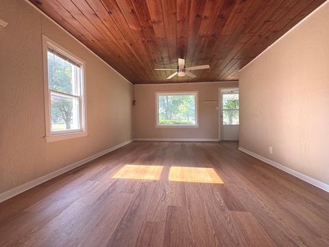 Tiny photo for 428 W Williams Street, Kankakee, IL 60901 (MLS # 12417680)