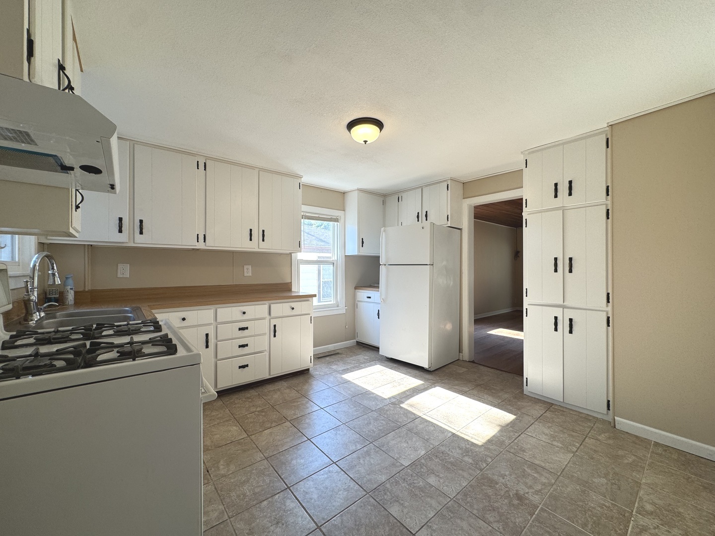 428 W Williams Street