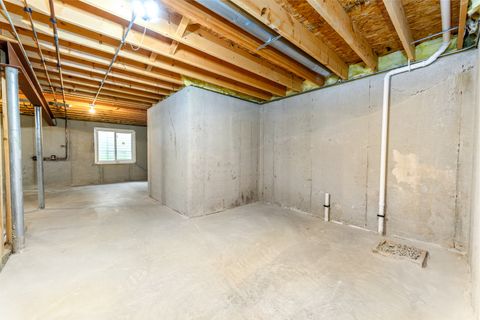 Tiny photo for 592 S Walnut Street, Manteno, IL 60950 (MLS # 12505100)