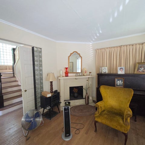 Tiny photo for 522 E Main Street, Benton, IL 62812 (MLS # 12711364)