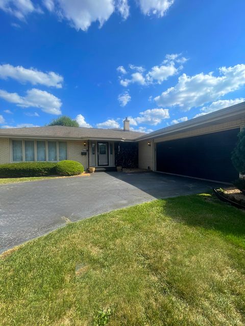 Photo of 17129 Greenwood Avenue, South Holland, IL 60473 (MLS # 12488864)