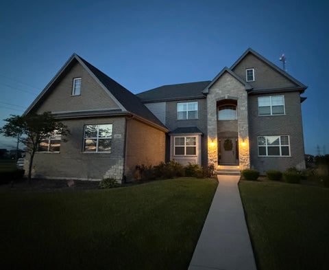 Photo of 12903 Waterford Drive, Lemont, IL 60439 (MLS # 12739638)