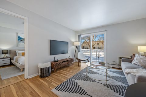 Tiny photo for 8888 Steven Drive #1H, Des Plaines, IL 60016 (MLS # 12554111)