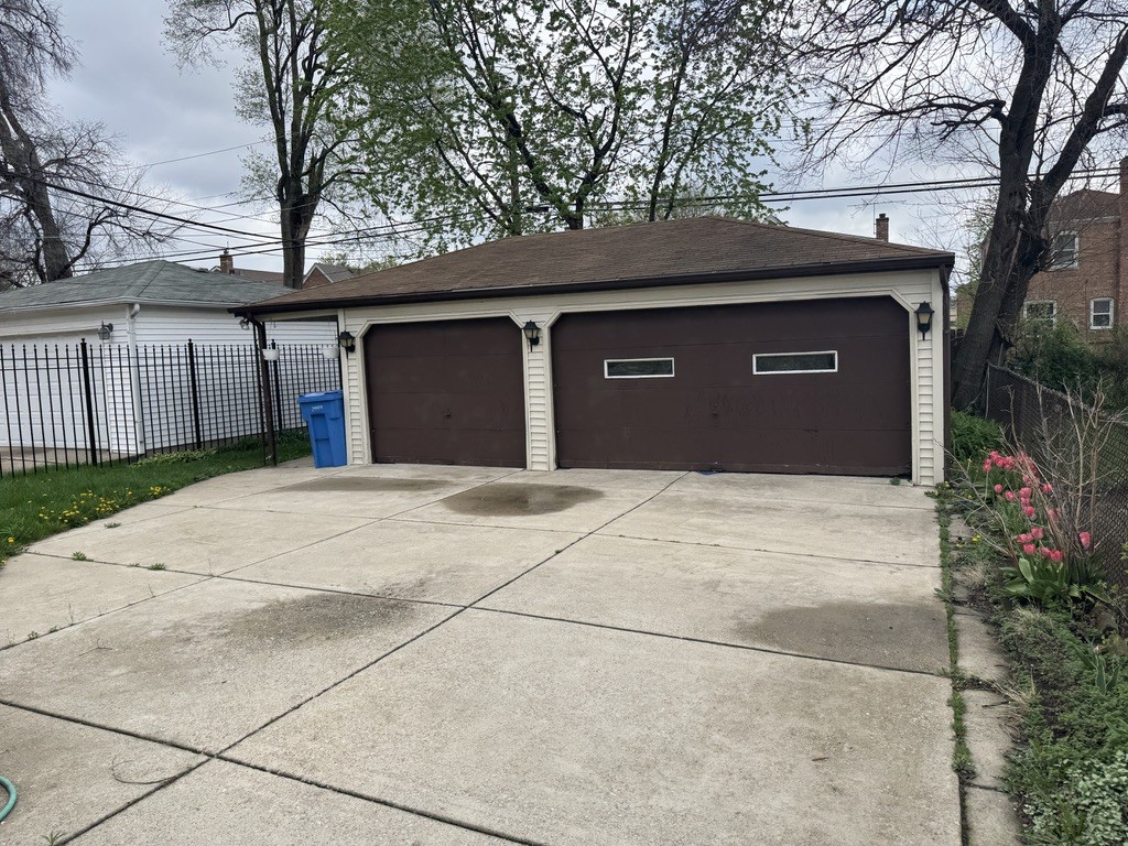 10835 S Peoria Street