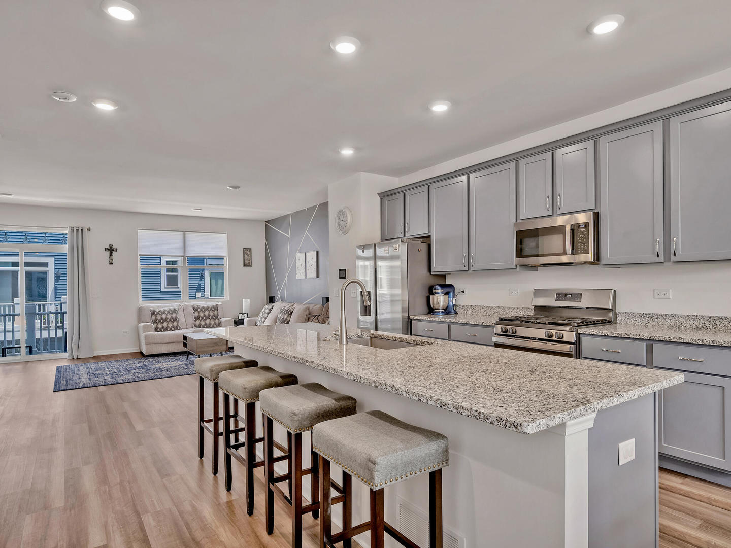 Grayslake, Illinois 60030, United States, 3 Bedrooms Bedrooms, ,3 BathroomsBathrooms,Residential,Active,198306