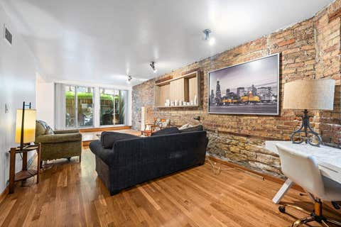 Tiny photo for 350 W Dickens Avenue #G, Chicago, IL 60614 (MLS # 12690321)
