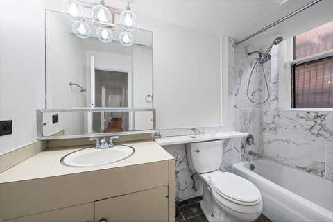 Tiny photo for 350 W Dickens Avenue #G, Chicago, IL 60614 (MLS # 12690321)