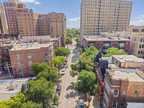 Tiny photo for 350 W Dickens Avenue #G, Chicago, IL 60614 (MLS # 12690321)