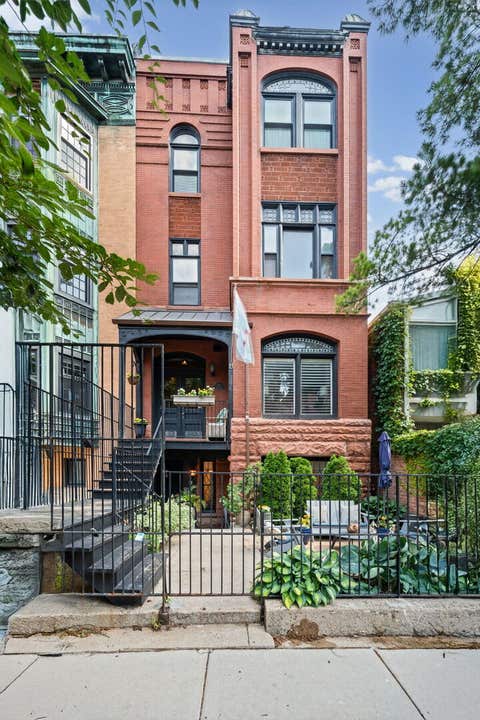 Photo of 350 W Dickens Avenue #G, Chicago, IL 60614 (MLS # 12690321)