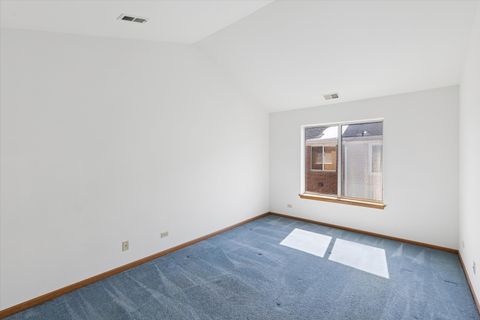 Tiny photo for 3 Dewalt Court, Elmhurst, IL 60126 (MLS # 12595907)