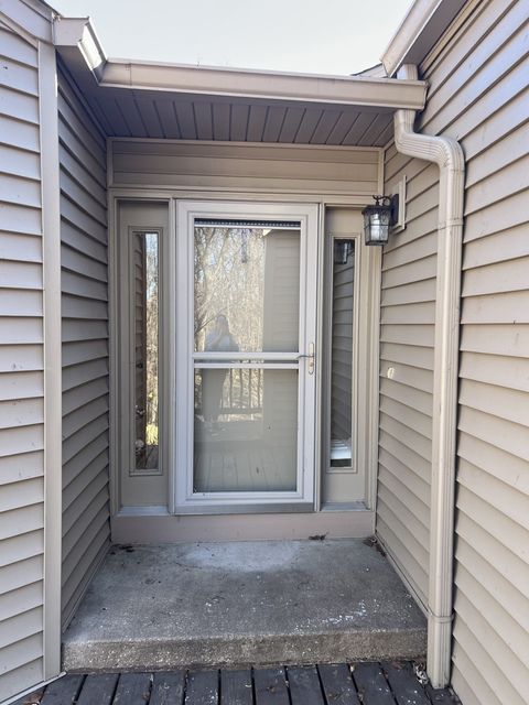 Tiny photo for 466 44th Ave Court #17, East Moline, IL 61244 (MLS # 12573693)