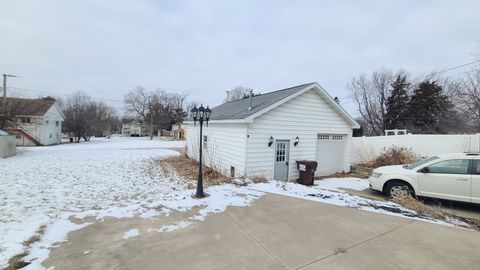 Tiny photo for 707 Douglas Avenue, Ashton, IL 61006 (MLS # 12557998)