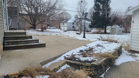 Tiny photo for 707 Douglas Avenue, Ashton, IL 61006 (MLS # 12557998)