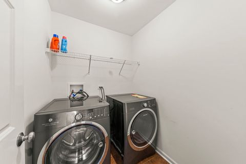 Tiny photo for 906 N Carly Circle, Yorkville, IL 60560 (MLS # 12328585)