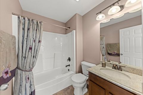 Tiny photo for 906 N Carly Circle, Yorkville, IL 60560 (MLS # 12328585)