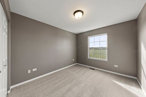 Tiny photo for 906 N Carly Circle, Yorkville, IL 60560 (MLS # 12328585)