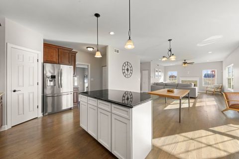 Tiny photo for 906 N Carly Circle, Yorkville, IL 60560 (MLS # 12328585)