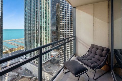 Tiny photo for 201 N WESTSHORE Drive #2506, Chicago, IL 60601 (MLS # 12586210)