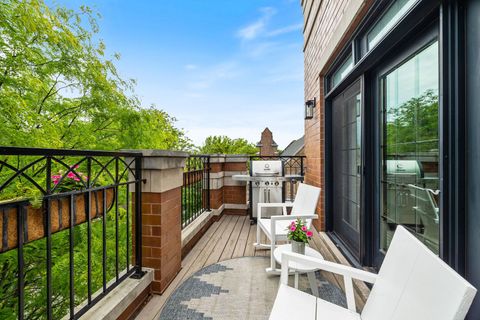 Tiny photo for 3748 N Damen Avenue #3S, Chicago, IL 60618 (MLS # 12680040)